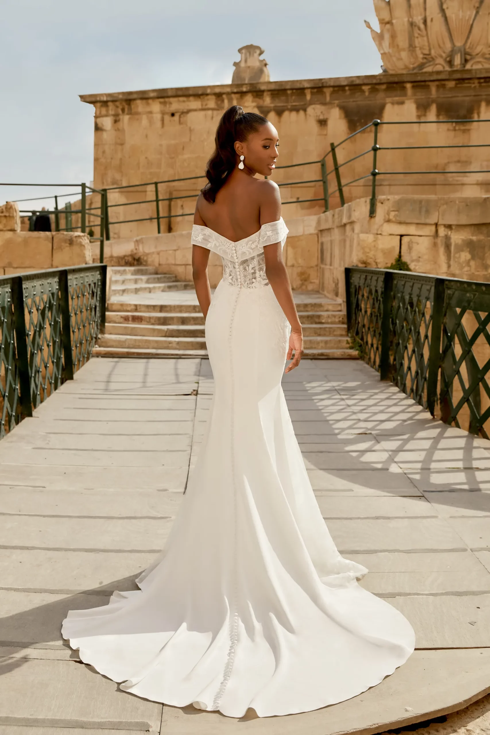 44498_FB_Sincerity-Bridal